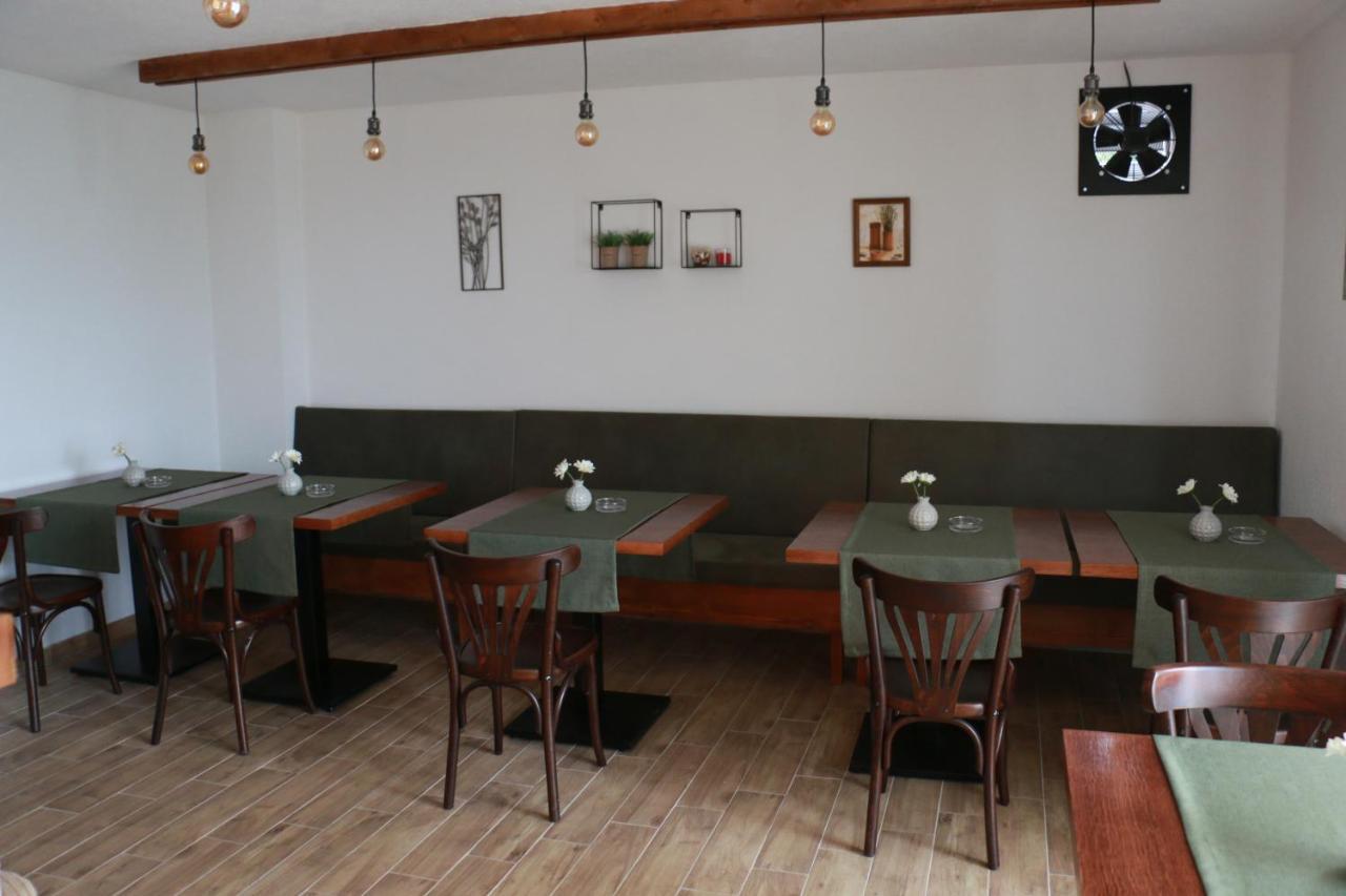 Vila Lucky Kop & Restoran Kopaonik Extérieur photo
